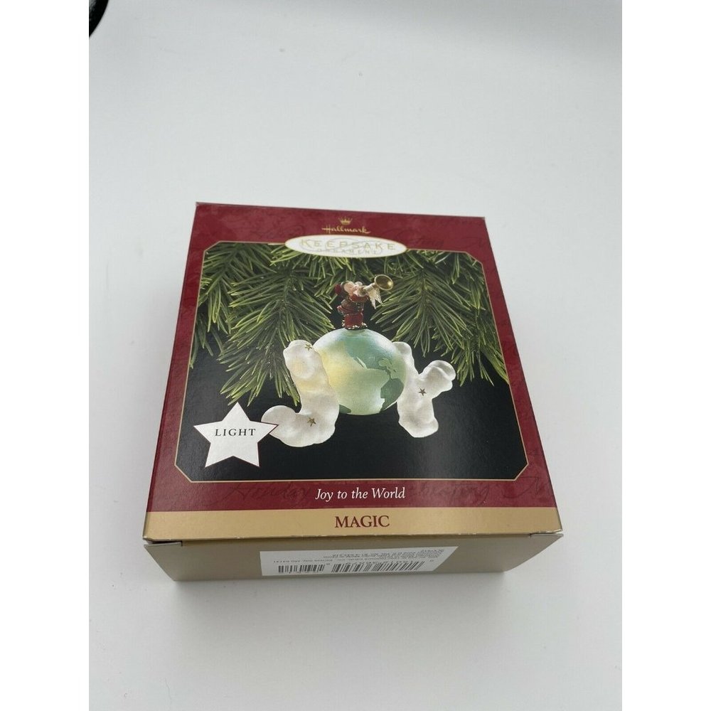 Hallmark Joy to the World Magic 1997 Lighted